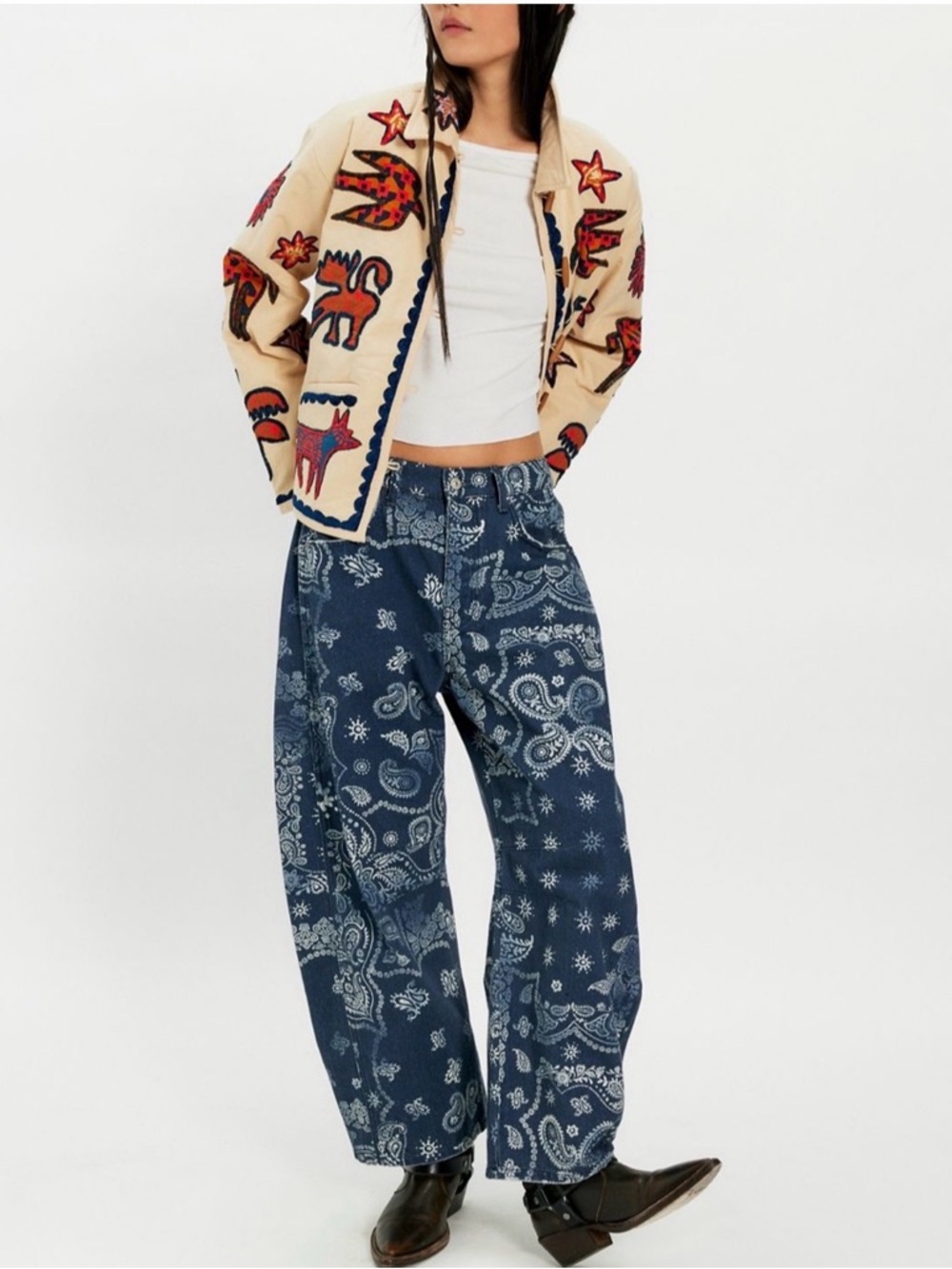 Free People Good Luck Printed Barrel Jeans 🔥 Size 31 - Picture 3 of 5